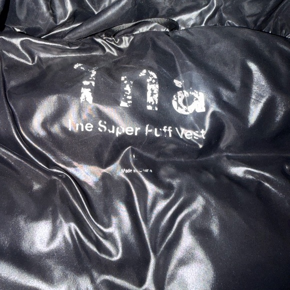 TNA Shiny Black Puffer Vest - Picture 2 of 6